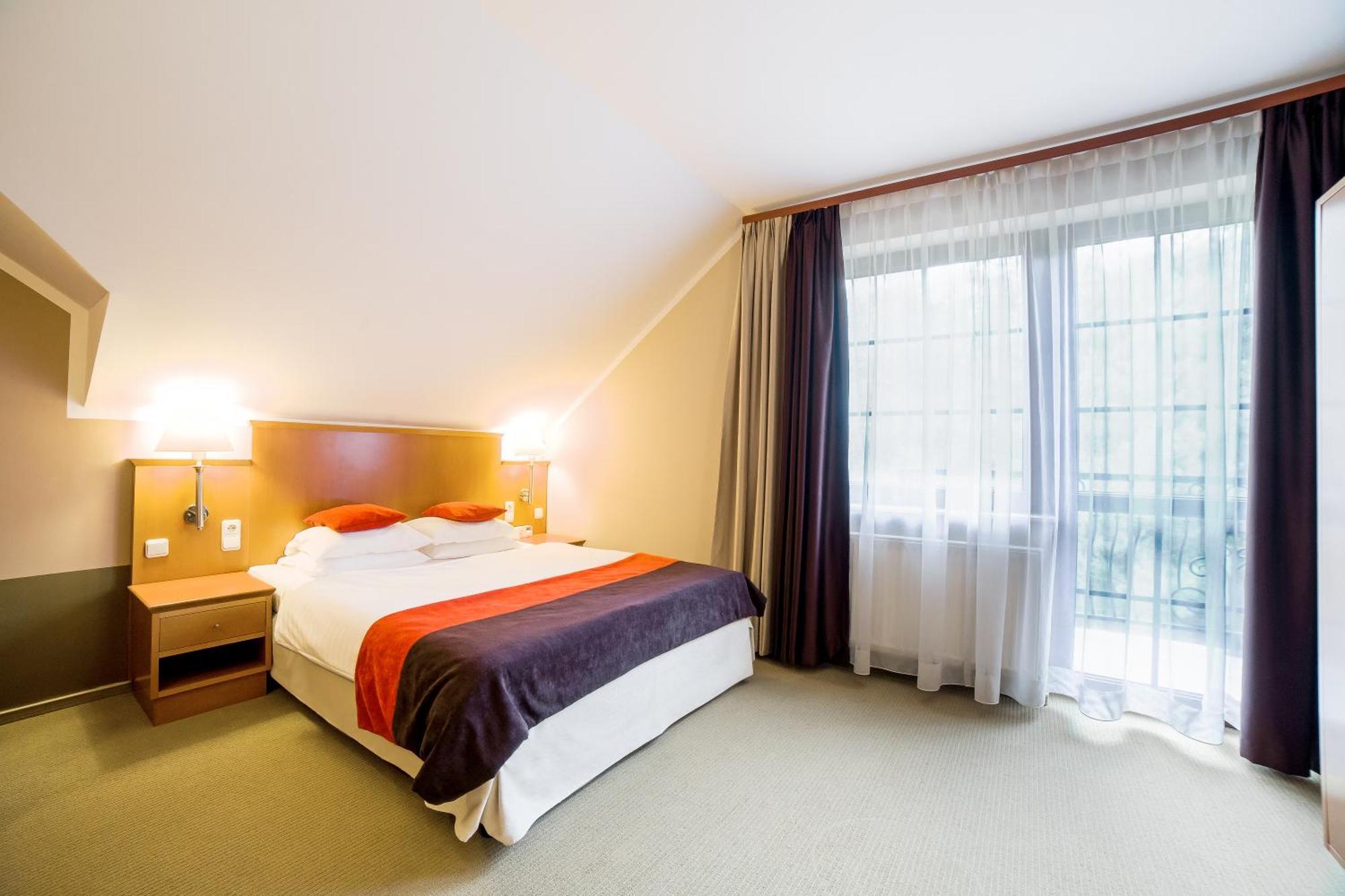 Hotel Klewinowo Conference & Spa Oda fotoğraf