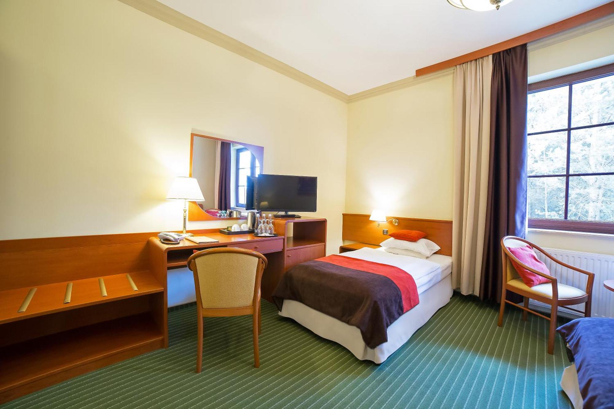 Hotel Klewinowo Conference & Spa Oda fotoğraf